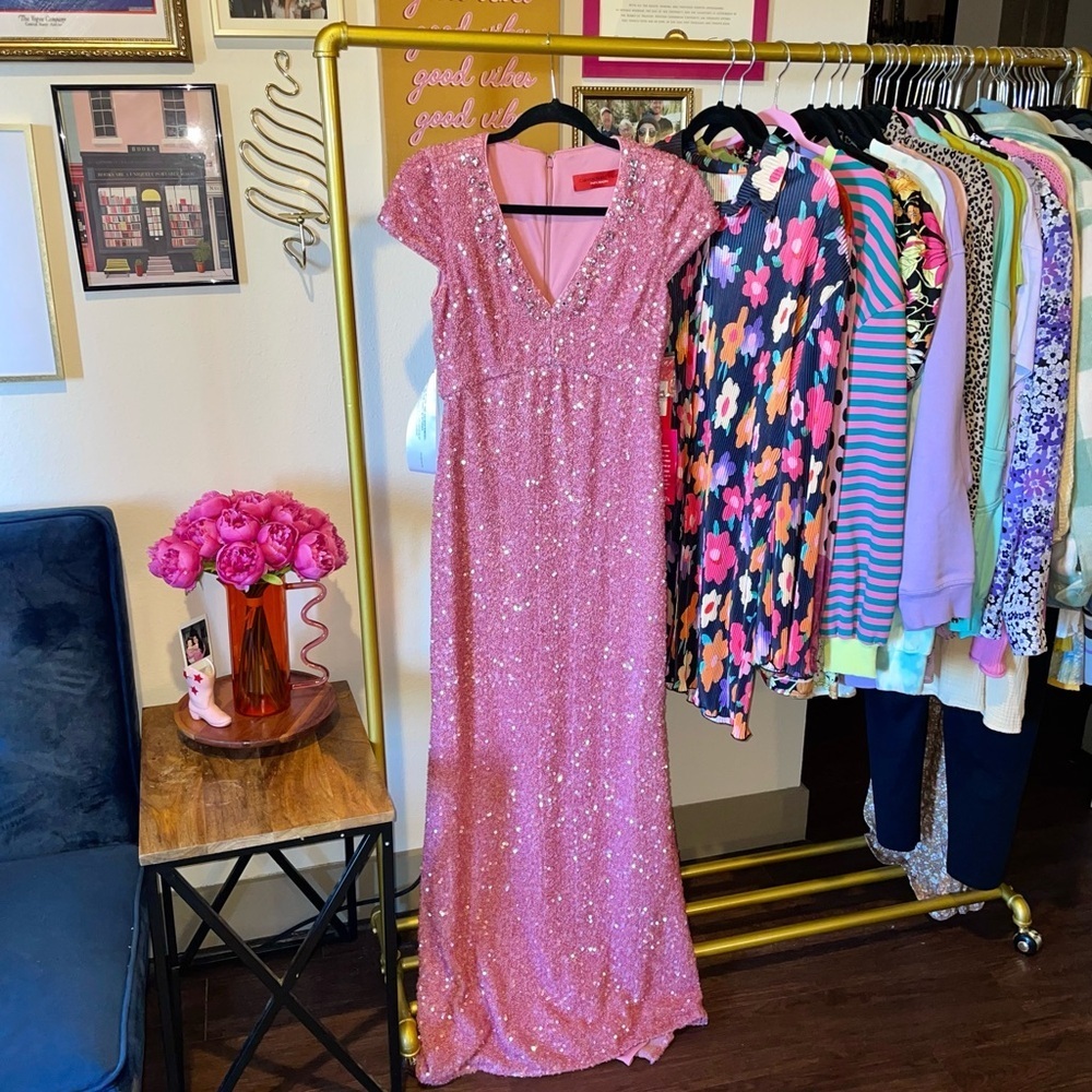 NEW Carmen Marc Valvo Pink Sequin Mermaid Gown
